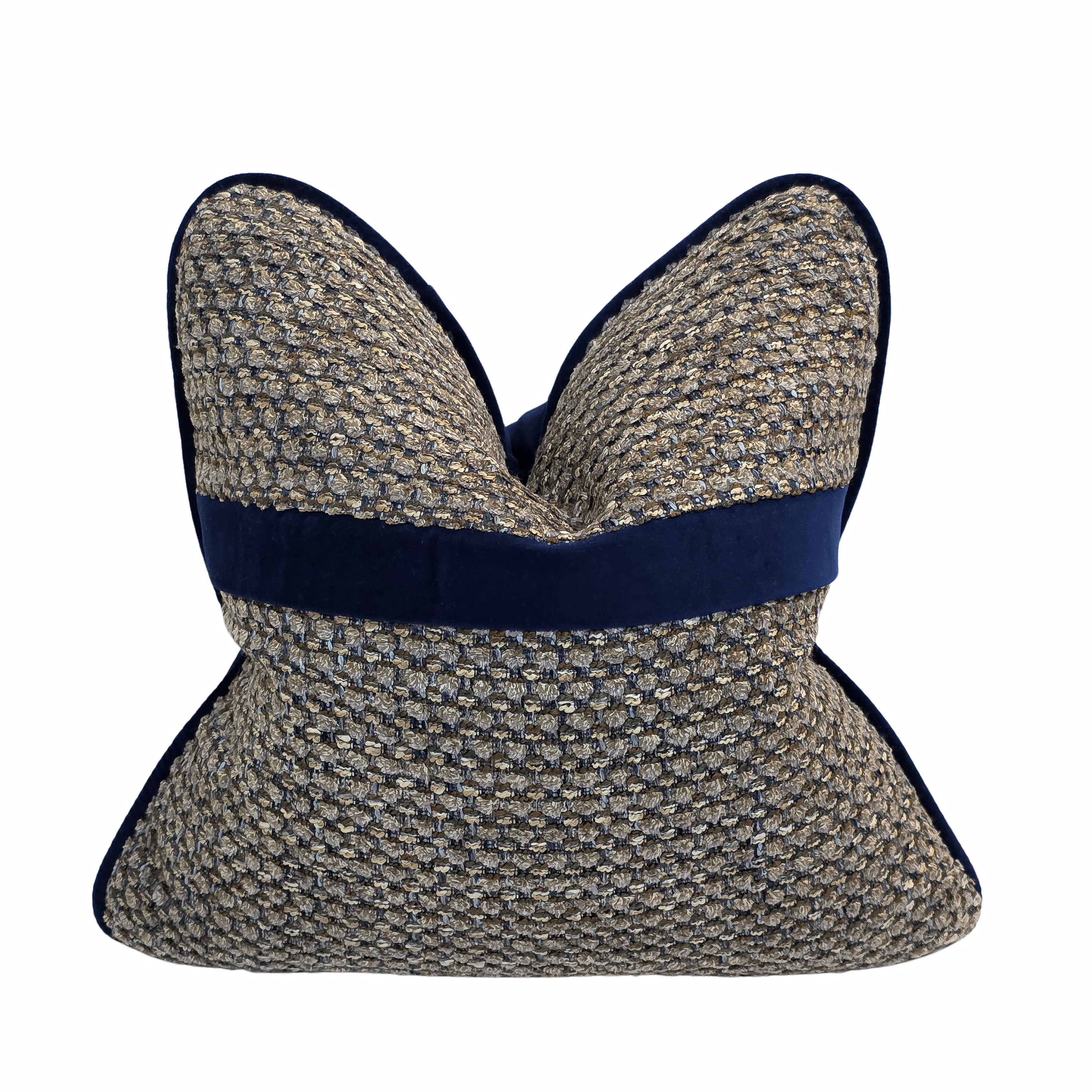 Faith That Overcomes — Woven Navy Band Elegance